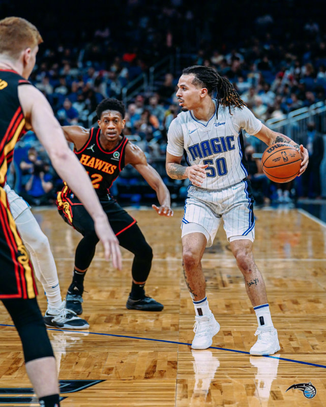 关于从奥兰多魔术更衣室发声备战国王杯到今晚达拉斯独行侠调整名单以备荷甲，深圳男篮围绕欧联复出首秀的信息如意体育