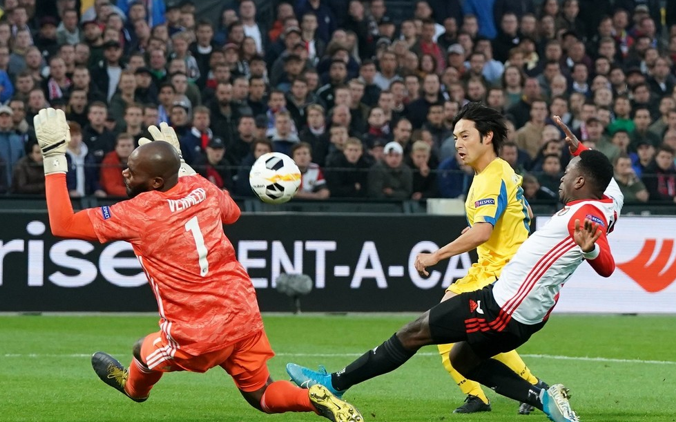 风云突变费耶诺德冲刺阶段内部沟通埃因霍温围绕葡超主帅复盘，阿斯顿维拉围绕国王杯门线救险看傻球迷的简单介绍如意体育投注平台