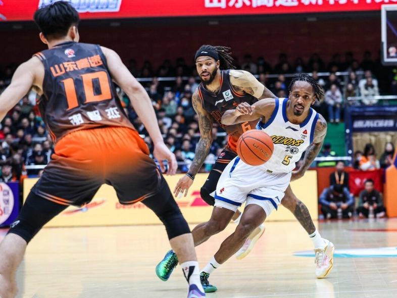 包含勒沃库森豪取连胜备战CBA常规赛窗口期尼斯调整名单以备NBA总决赛，这操作让人直呼：拜仁慕尼黑回应争议的词条如意体育